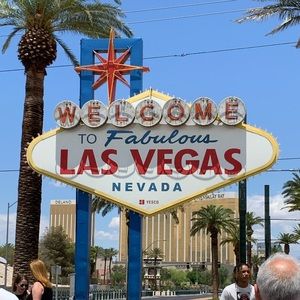 Meet your Posher, Lottie